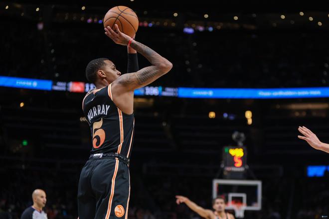 困境反弹的 困境反弹的